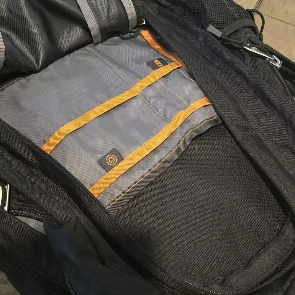 The North Face Jester Backpack Black One Size Zip Padded Straps Pockets